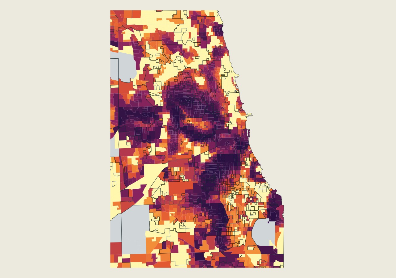 Chicago block groups colored by within-city Sharp Boundary Index rank, with black outlines marking movement communities